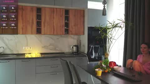 catolinanight online show from November 23, 6:13 am