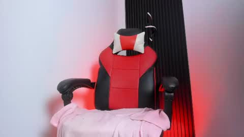 Catt Noir online show from June 26, 8:57 pm