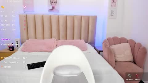 Snapshot of catvalentinee_ chatting on February 11, 11:33 pm catvalentinee_ online show from February 11, 11:33 pm