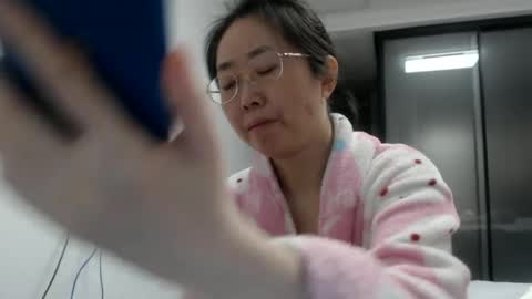 Snapshot of cbz112233 chatting on January 25, 8:10 pm ANNYANNY online show from January 25, 8:10 pm