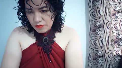 ccharlot online show from May 26, 1:51 pm