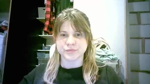 celeste_naughty_ online show from March 19, 10:52 am