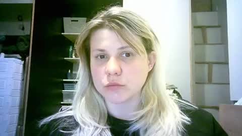 celeste_naughty_ online show from May 23, 10:19 am