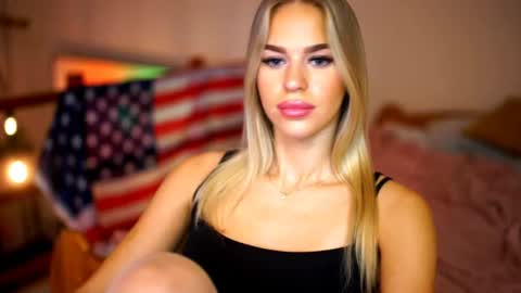 Snapshot of celeste_www chatting on July 16, 7:58 am Sunflower online show from July 16, 7:58 am