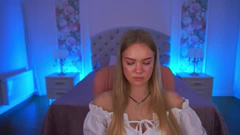 celestenoirr online show from December 5, 3:41 pm