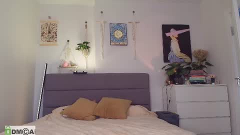 Celin online show from July 8, 3:38 pm