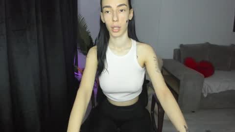 Celine Roxelle online show from April 3, 8:29 pm