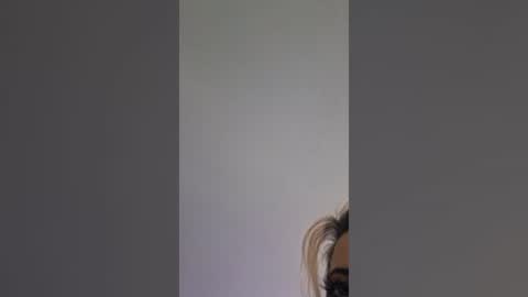 Snapshot of cerashining chatting on July 19, 3:49 pm cerashining online show from July 19, 3:49 pm