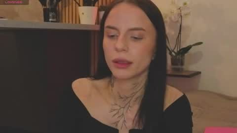 Livia online show from June 2, 10:56 pm