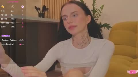 Livia online show from July 17, 11:20 pm