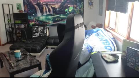 Snapshot of cessprinn chatting on February 24, 4:05 pm Marie online show from February 24, 4:05 pm