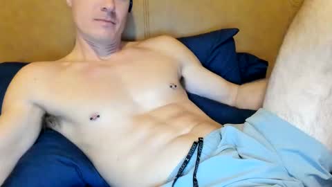 Chad online show from November 20, 7:13 pm