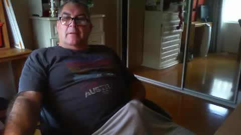 Chalky online show from September 12, 5:18 am