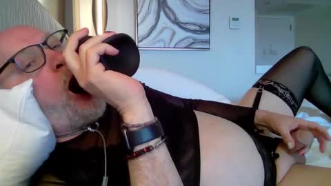champagne online show from January 30, 7:15 pm