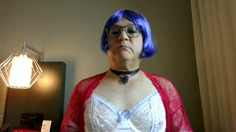 champagne online show from June 19, 12:04 am