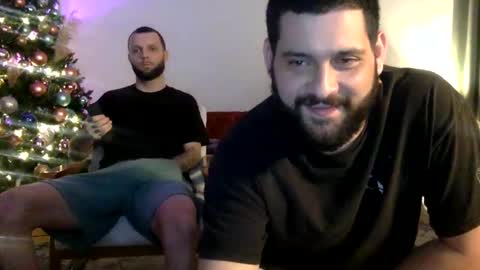 Snapshot of change340 chatting on December 8, 4:14 am TATS AND TANNED online show from December 8, 4:14 am