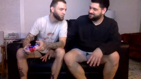 Snapshot of change340 chatting on January 4, 12:16 am TATS AND TANNED online show from January 4, 12:16 am