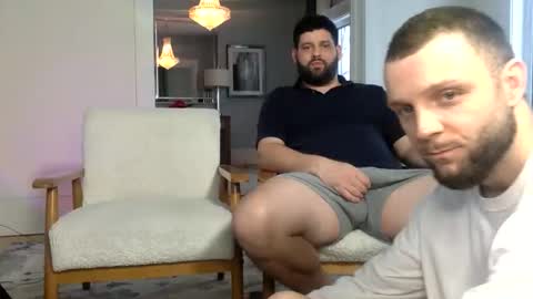 Snapshot of change340 chatting on February 11, 9:09 pm TATS AND TANNED online show from February 11, 9:09 pm