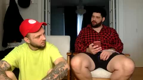 Snapshot of change340 chatting on February 15, 2:58 pm TATS AND TANNED online show from February 15, 2:58 pm