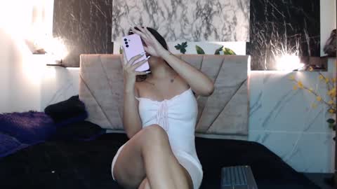 Snapshot of channel_brunnette chatting on October 14, 3:18 am channel online show from October 14, 3:18 am