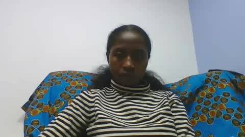 Snapshot of chantale483461 chatting on March 3, 6:08 am chantale483461 online show from March 3, 6:08 am