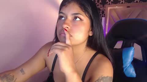  chantalpetit  online show from February 21, 3:35 pm