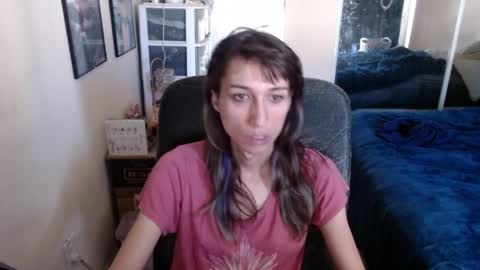 Snapshot of chaos_kat chatting on April 10, 6:01 pm Chaos Kat online show from April 10, 6:01 pm