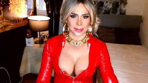 charismatic_apple online show from March 20, 8:57 pm