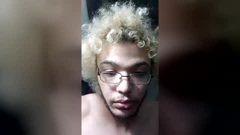 charliedogg4200 online show from August 3, 12:53 am