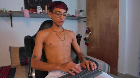 Charles Russo online show from December 5, 4:53 am