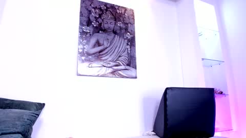 Charlote online show from March 6, 10:58 pm