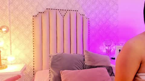   Charlotte  online show from December 30, 7:11 pm