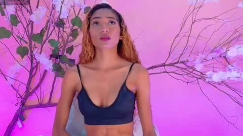 CHARLOTTE online show from March 7, 6:49 pm