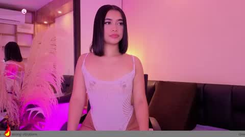 Charlote online show from August 3, 3:27 am