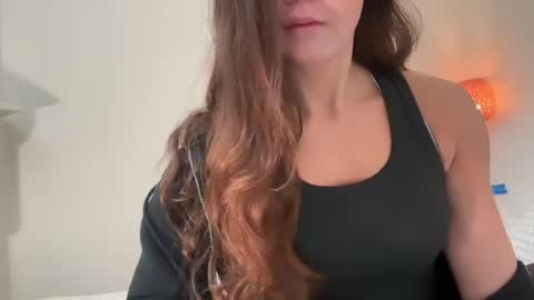 charlottewife online show from July 29, 3:59 am