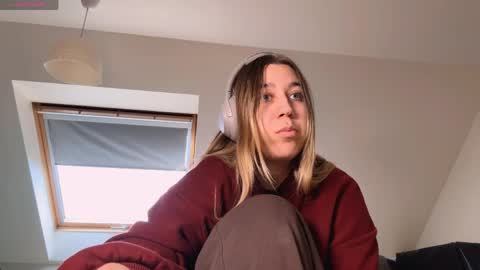 Julia online show from April 2, 12:47 pm