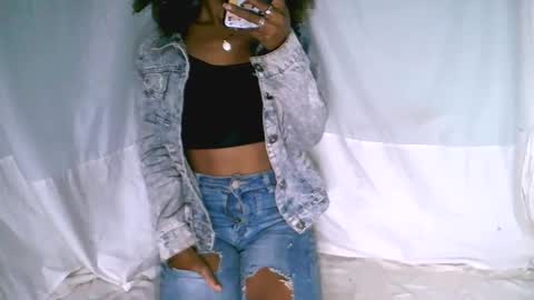 charmantegirl007 online show from September 23, 6:22 pm