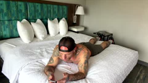 Chase2Attract online show from April 28, 8:36 pm