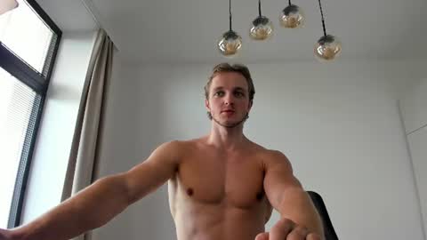 Snapshot of chasereed_ chatting on July 13, 9:23 am Chase Reed online show from July 13, 9:23 am
