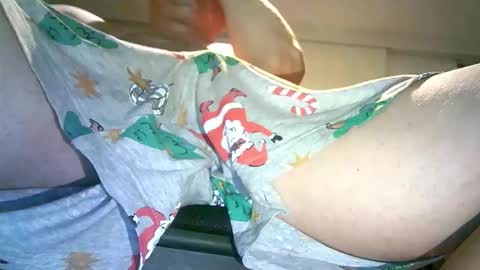 Snapshot of chaterbater79 chatting on February 20, 12:05 pm chaterbater79 online show from February 20, 12:05 pm