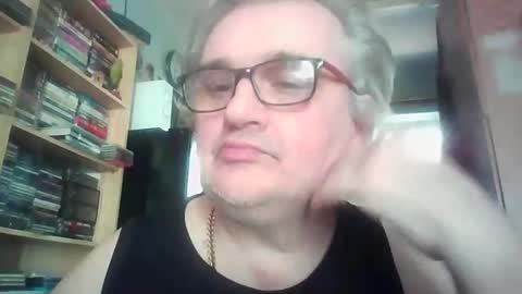 lee online show from April 6, 4:30 pm