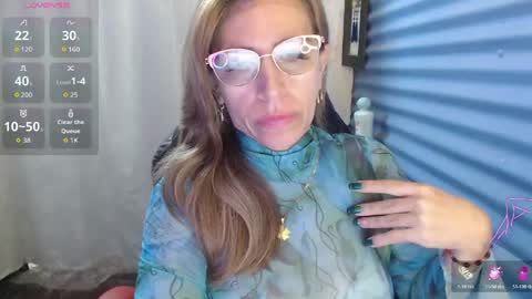 Snapshot of chayla_ruiz chatting on June 8, 1:55 pm CHAYLA VICTORIA RUIZ online show from June 8, 1:55 pm
