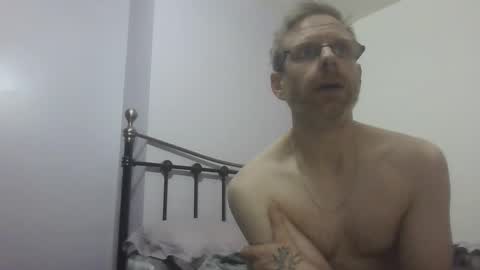 cheeky19841 online show from December 31, 6:13 pm