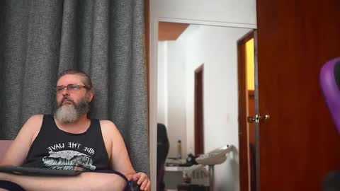 Cheesburger Jesus and whoever showed up. online show from December 14, 9:13 pm