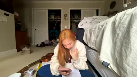 chellybear101 online show from February 17, 8:37 pm