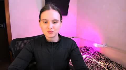 Chelsy  Luxe  online show from August 5, 10:18 am