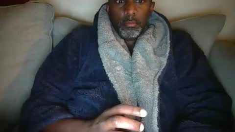 chenthu1979 online show from March 19, 11:36 am