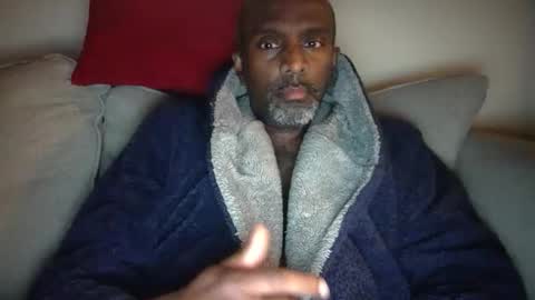 chenthu1979 online show from March 21, 11:37 am