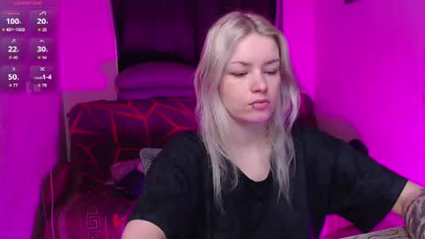 Snapshot of cherry_night666 chatting on June 28, 9:10 pm Morty online show from June 28, 9:10 pm