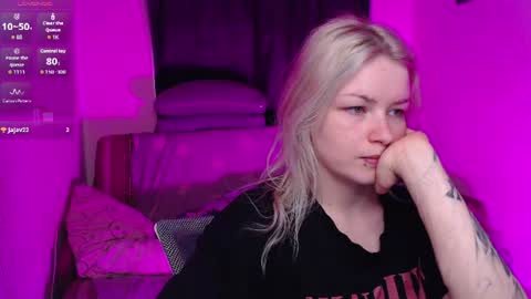 Snapshot of cherry_night666 chatting on July 1, 9:36 pm Morty online show from July 1, 9:36 pm